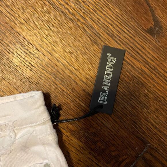 New BlankNYC Shorts   - Picture 2 of 5